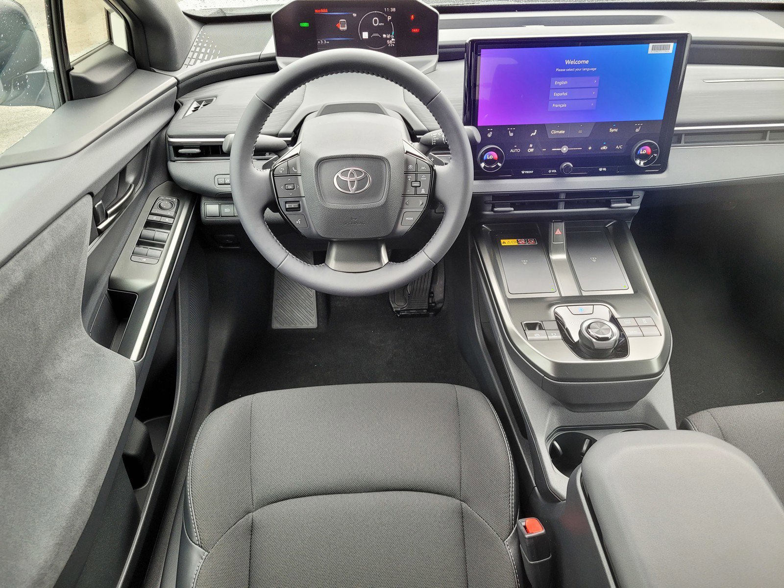 New 2026 Wind Chill Pearl <sup>1</sup> Toyota  SE image 7