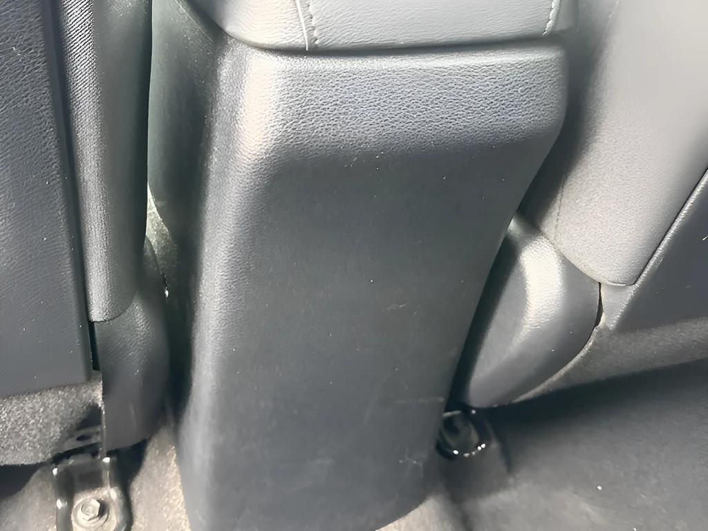 Used 2022 Black Kia LX image 18