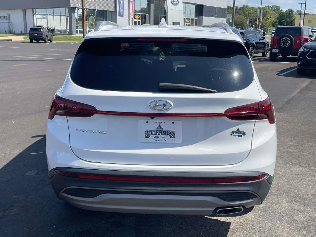 Certified Used 2023 White Hyundai SEL image 4