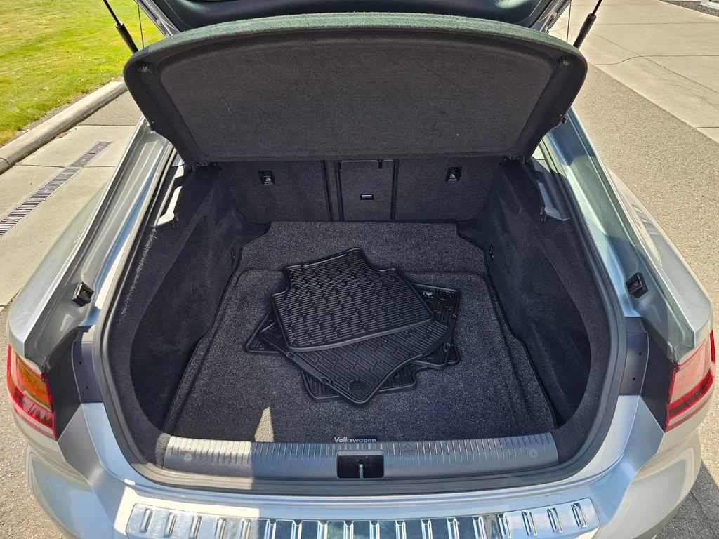 Used 2019  Volkswagen SEL image 13