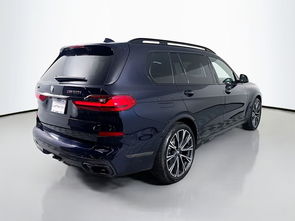 Used 2021 Black BMW M50i image 9