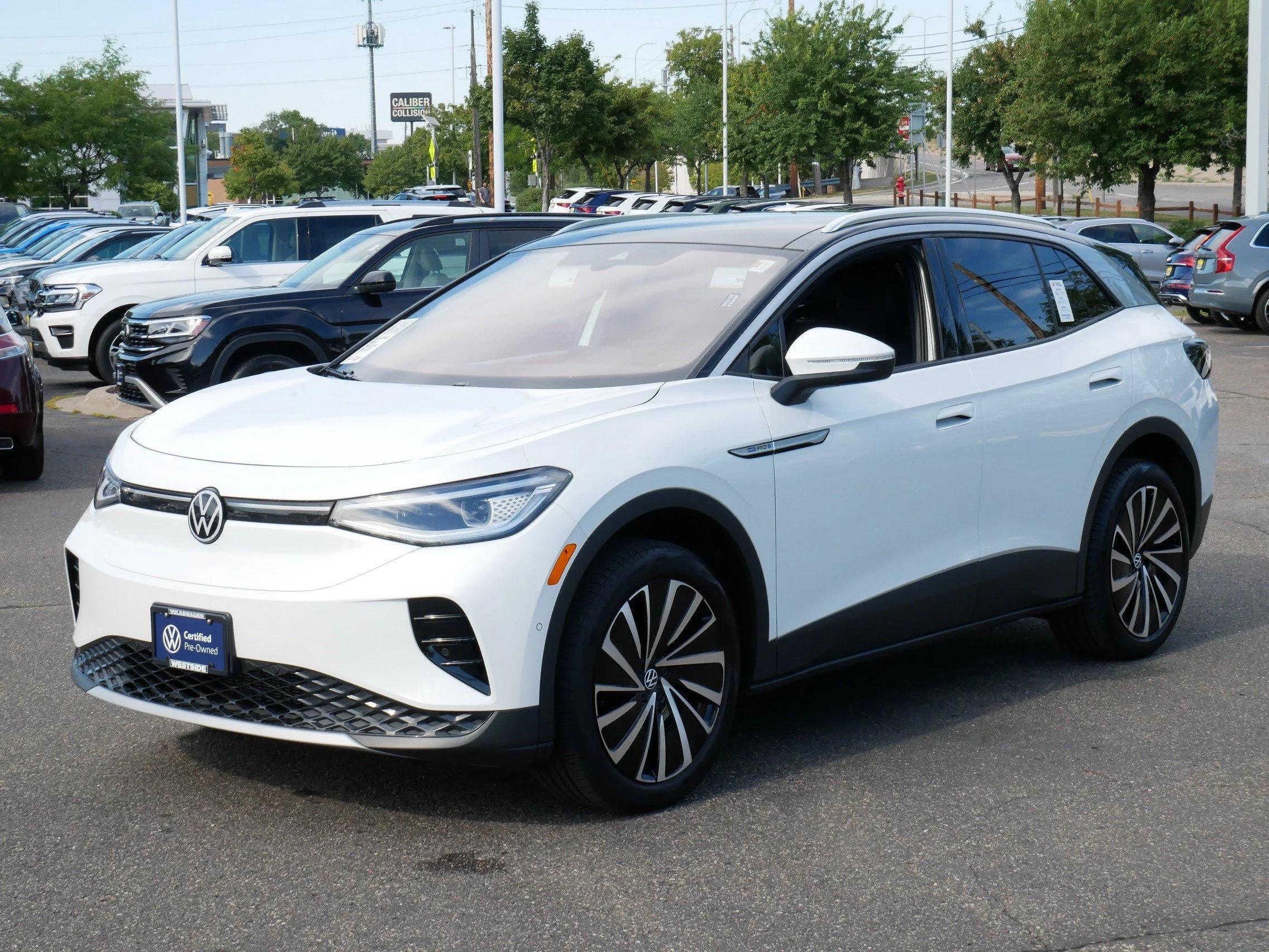 Certified Used 2023 White Volkswagen Pro S Plus image 3