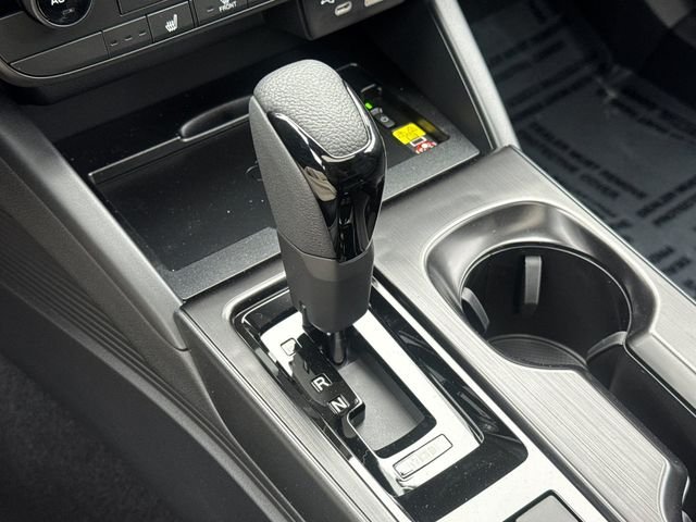 New 2026 CRYSTAL BLACK SILICA Subaru Premium image 26