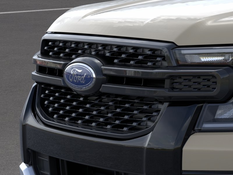 New 2025 Desert Sand Ford XLT image 17