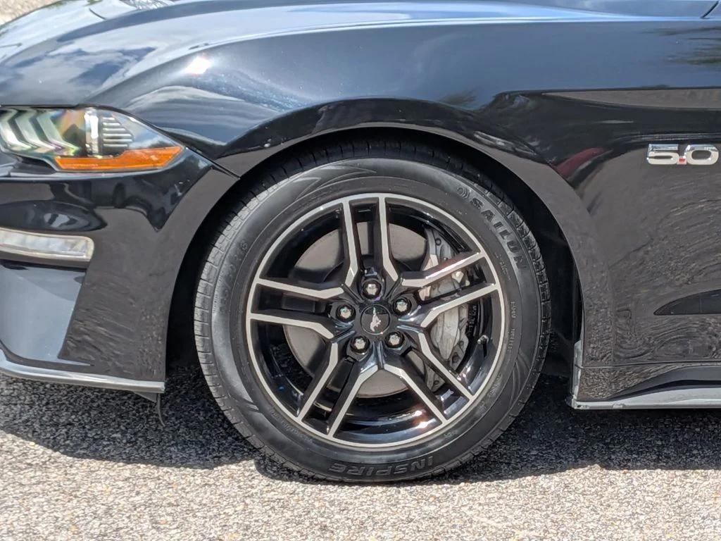 Used 2020 Black Ford GT Premium image 12