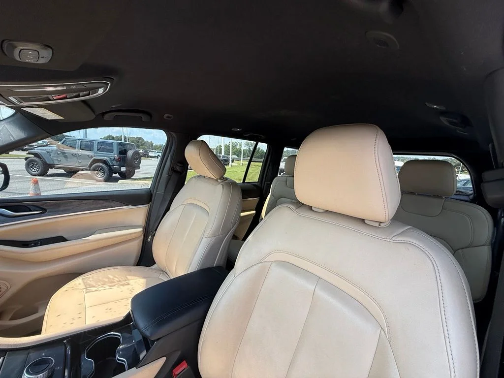 Used 2023 Red Jeep Limited image 19