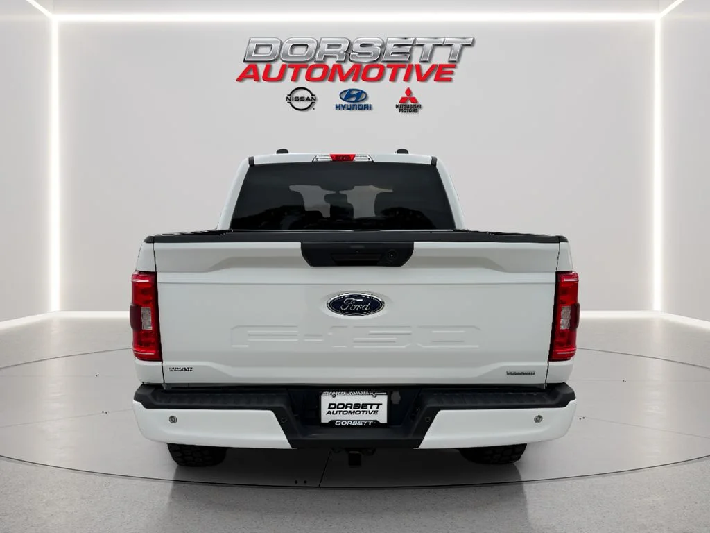 Used 2023 Oxford White Ford XLT image 7