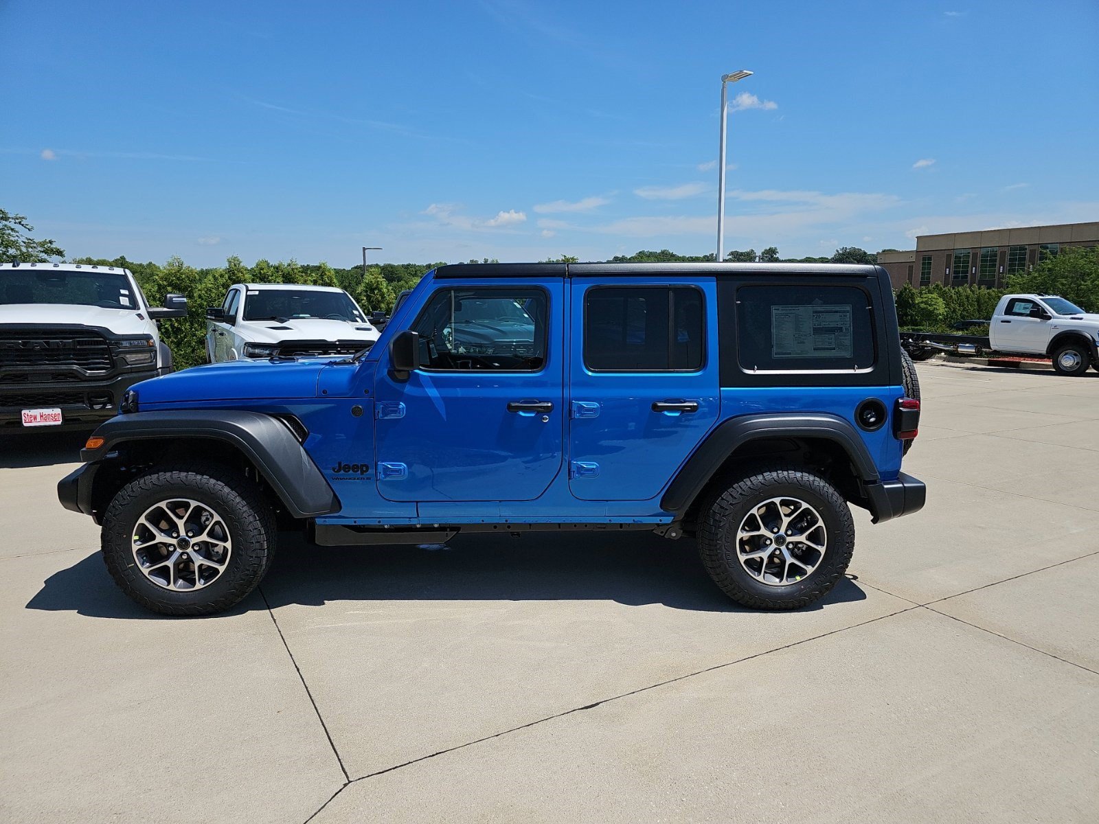 New 2026 Hydro Blue Pearlcoat Jeep Sport S image 2