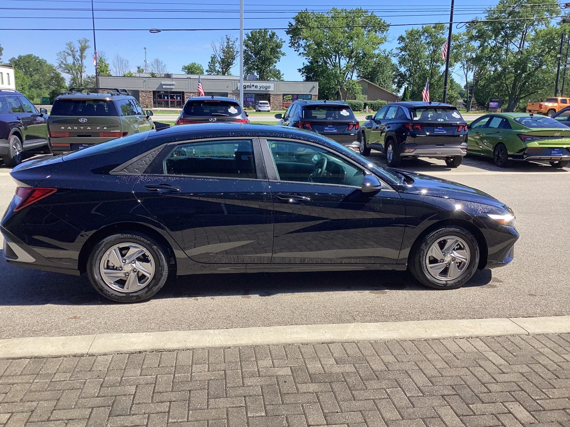 New 2026 Abyss Black Pearl Hyundai SE image 8