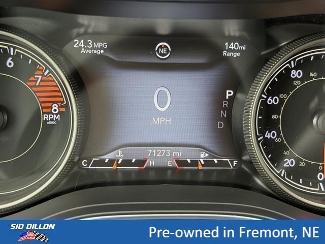 Used 2019 Bright White Clearcoat Jeep Trailhawk image 15
