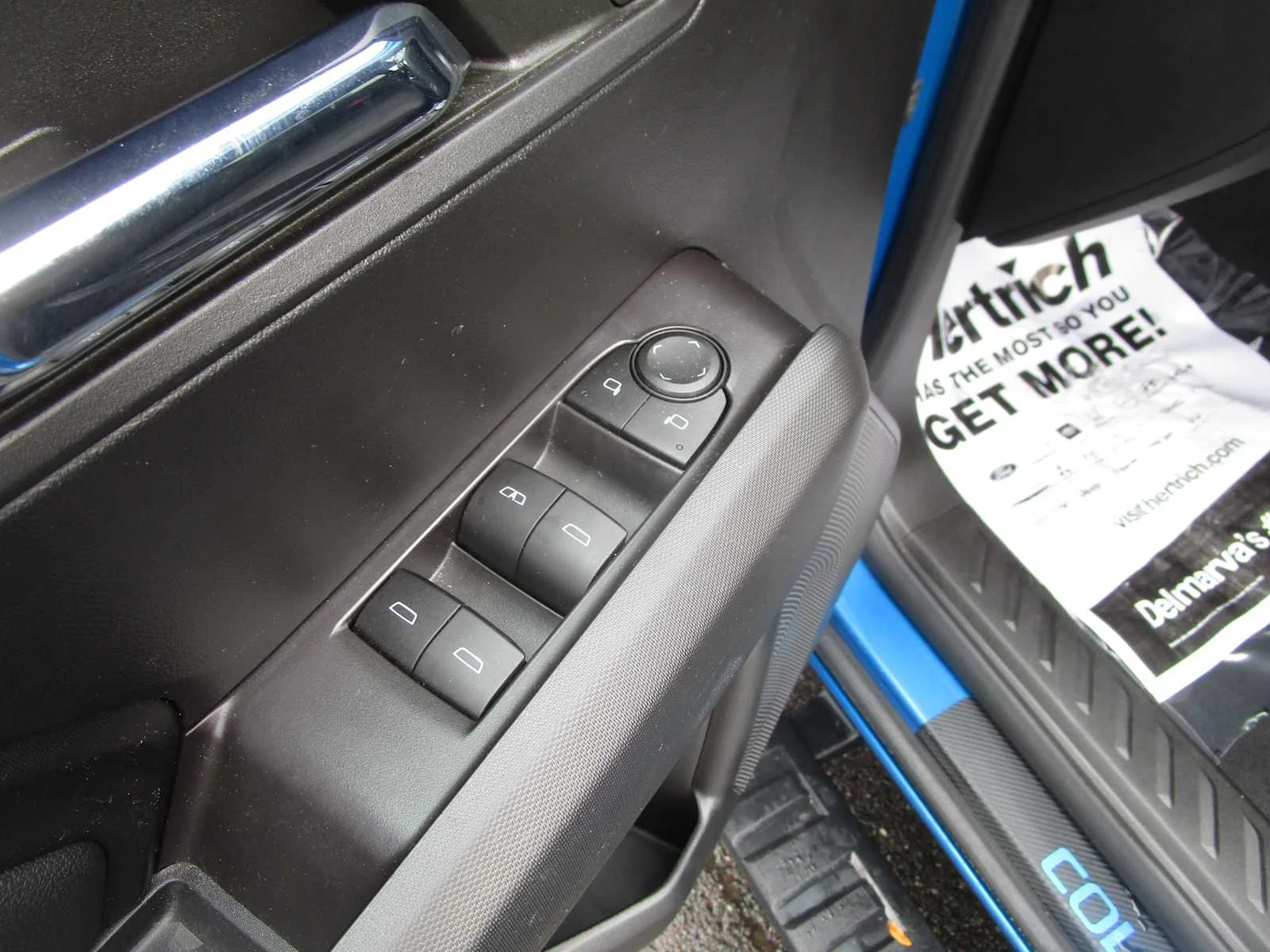Used 2023 Glacier Blue Metallic Chevrolet 2WD LT image 13