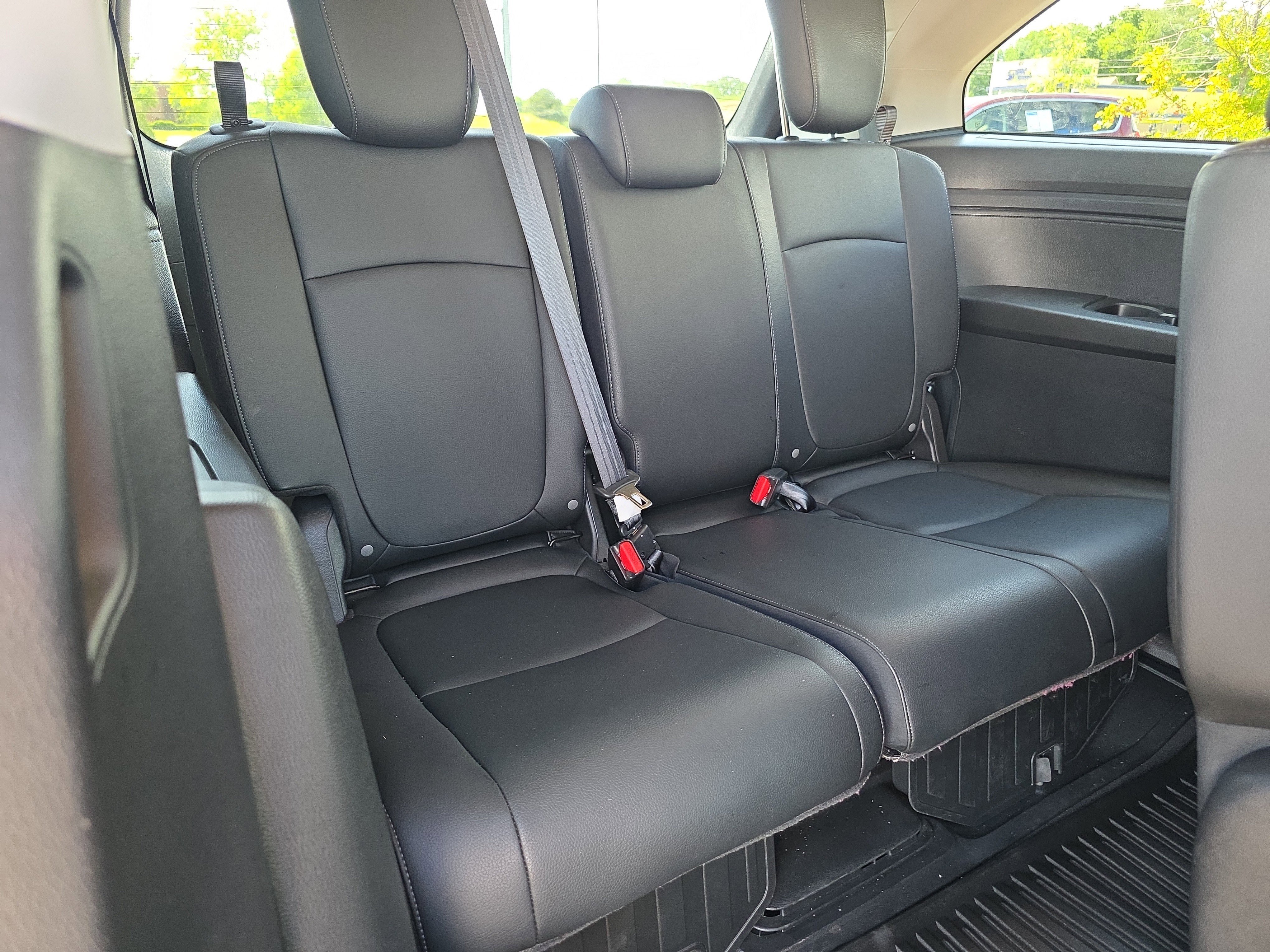 2025 Honda Odyssey EX-L - Photo 42