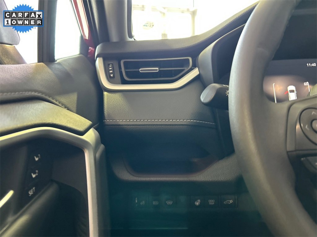 2025 TOYOTA RAV4 - Image 18