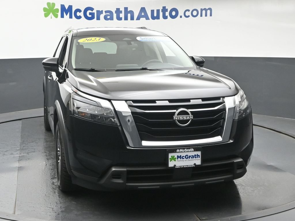 Used 2023 Black Nissan SV image 6