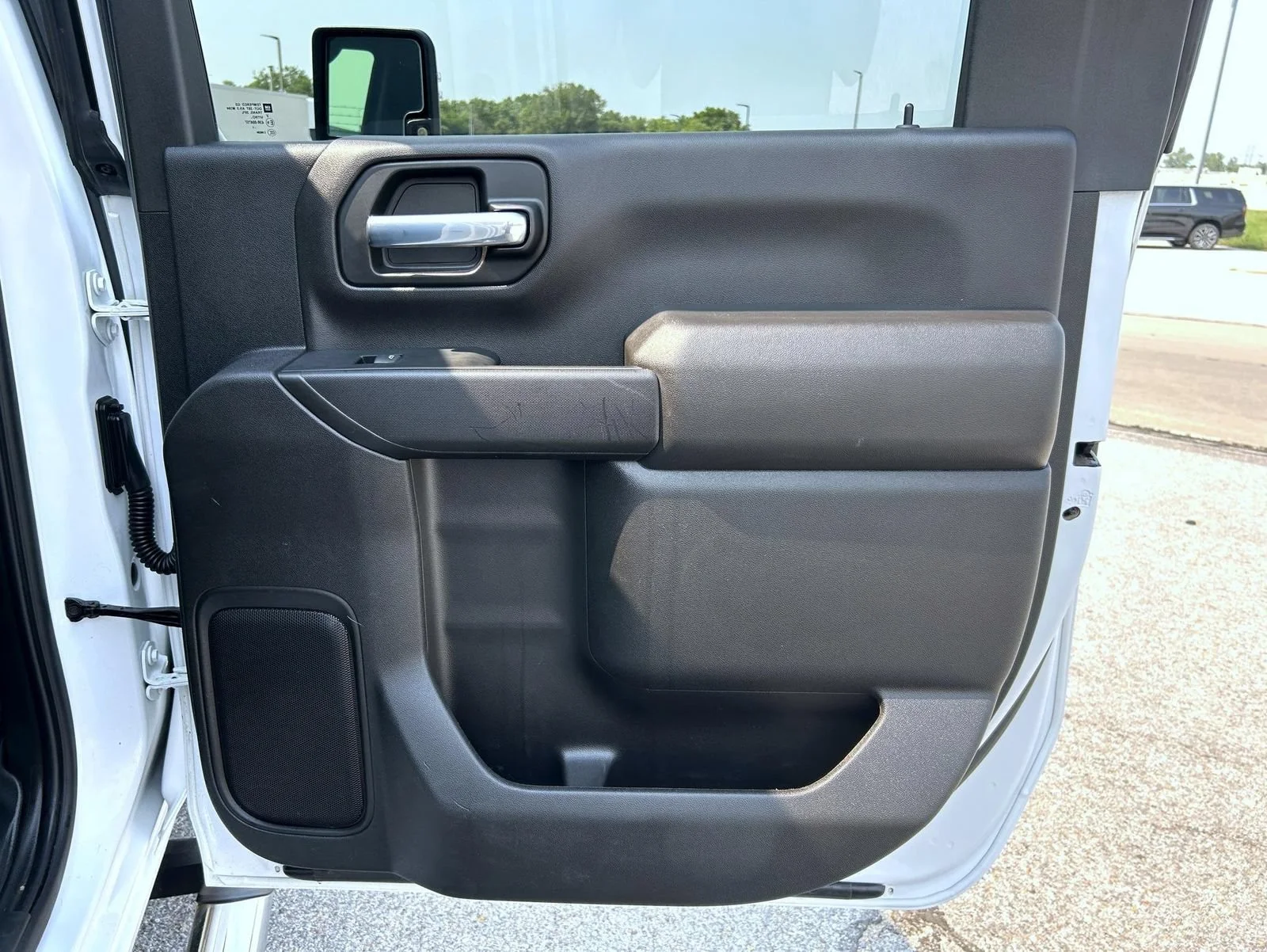 Certified Used 2022 SUMMIT WHITE Chevrolet LT image 19