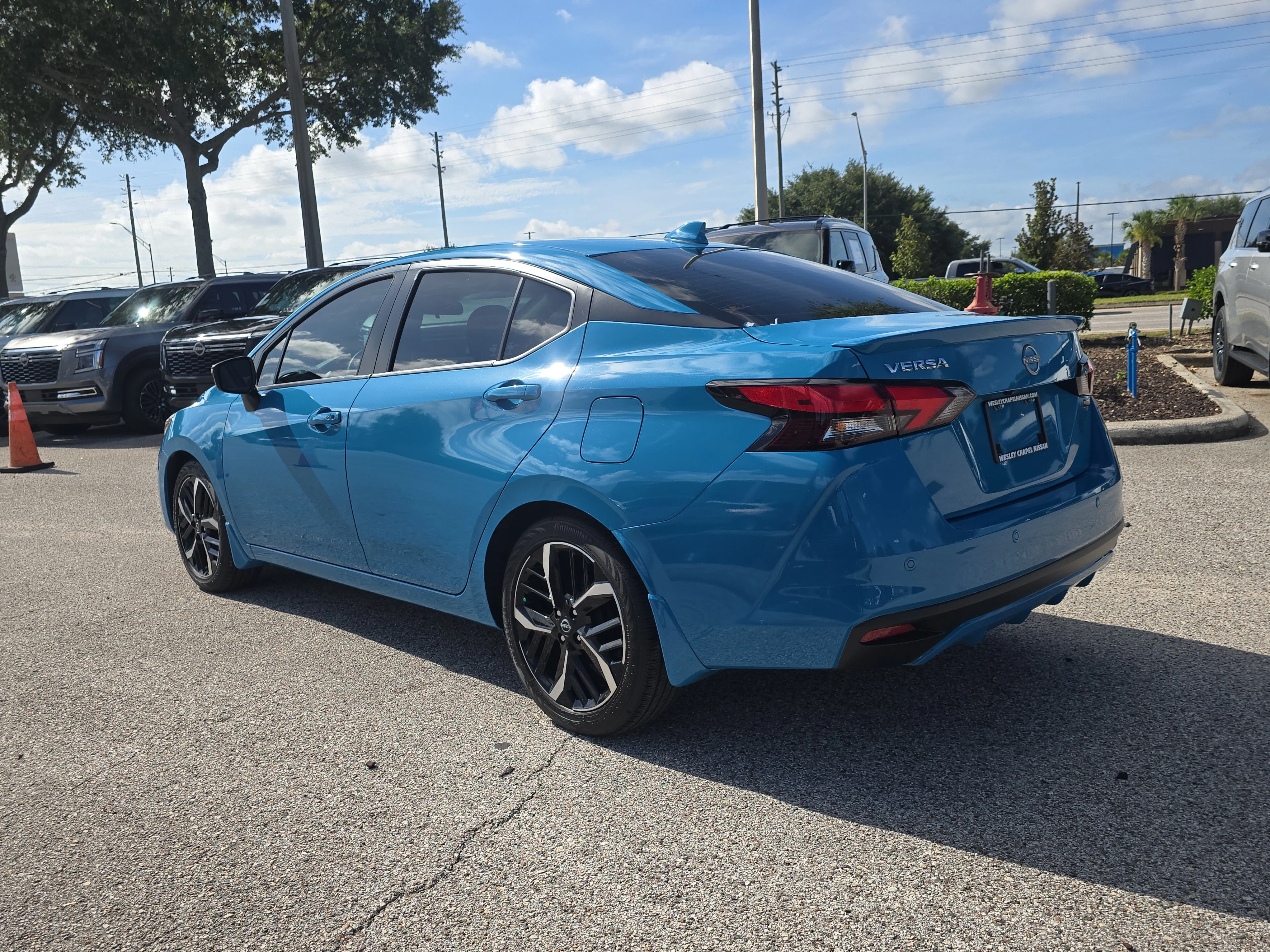 Certified Used 2025 Arctic Ice Blue Metallic Nissan SR image 6