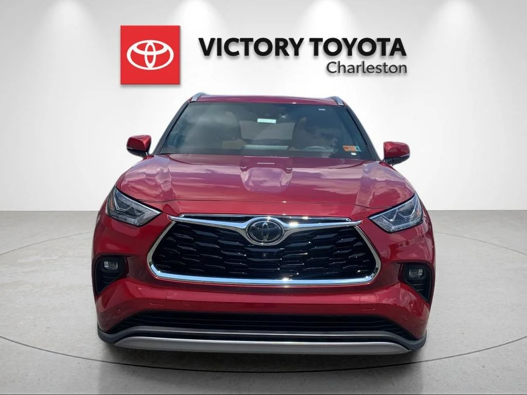 Used 2025 Red Toyota Platinum image 8