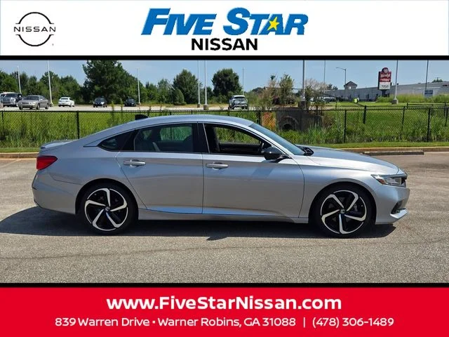 Used 2022  Honda Sport image 15
