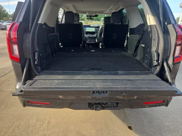 Used 2025 Gray Ford Active image 25
