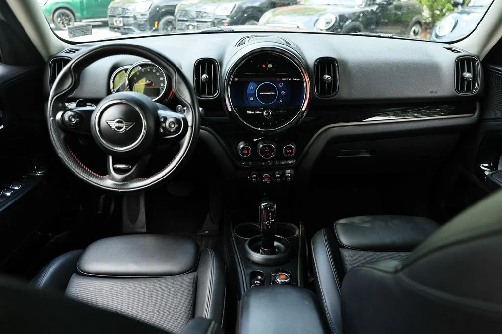 Used 2021 Moonwalk Gray Metallic MINI Classic image 27