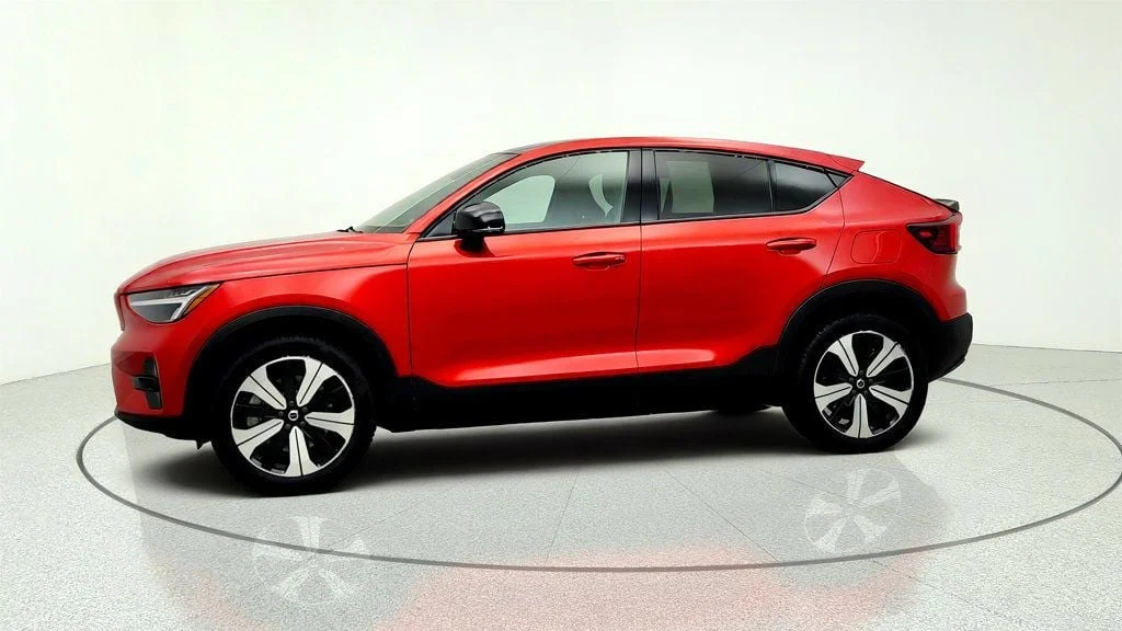 Used 2023 Fusion Red Metallic Volvo Twin eAWD Plus image 8