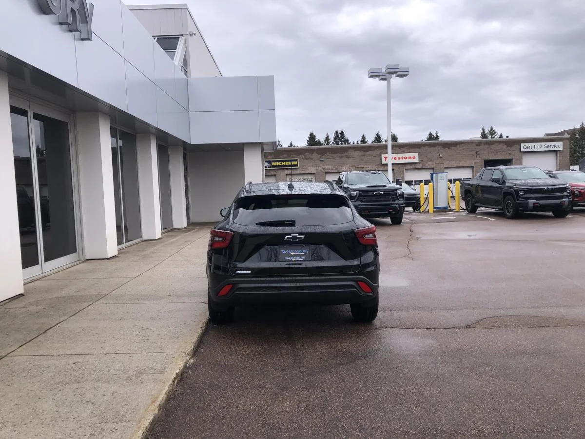 New 2026 Black Chevrolet Fwd 4dr Lt image 6