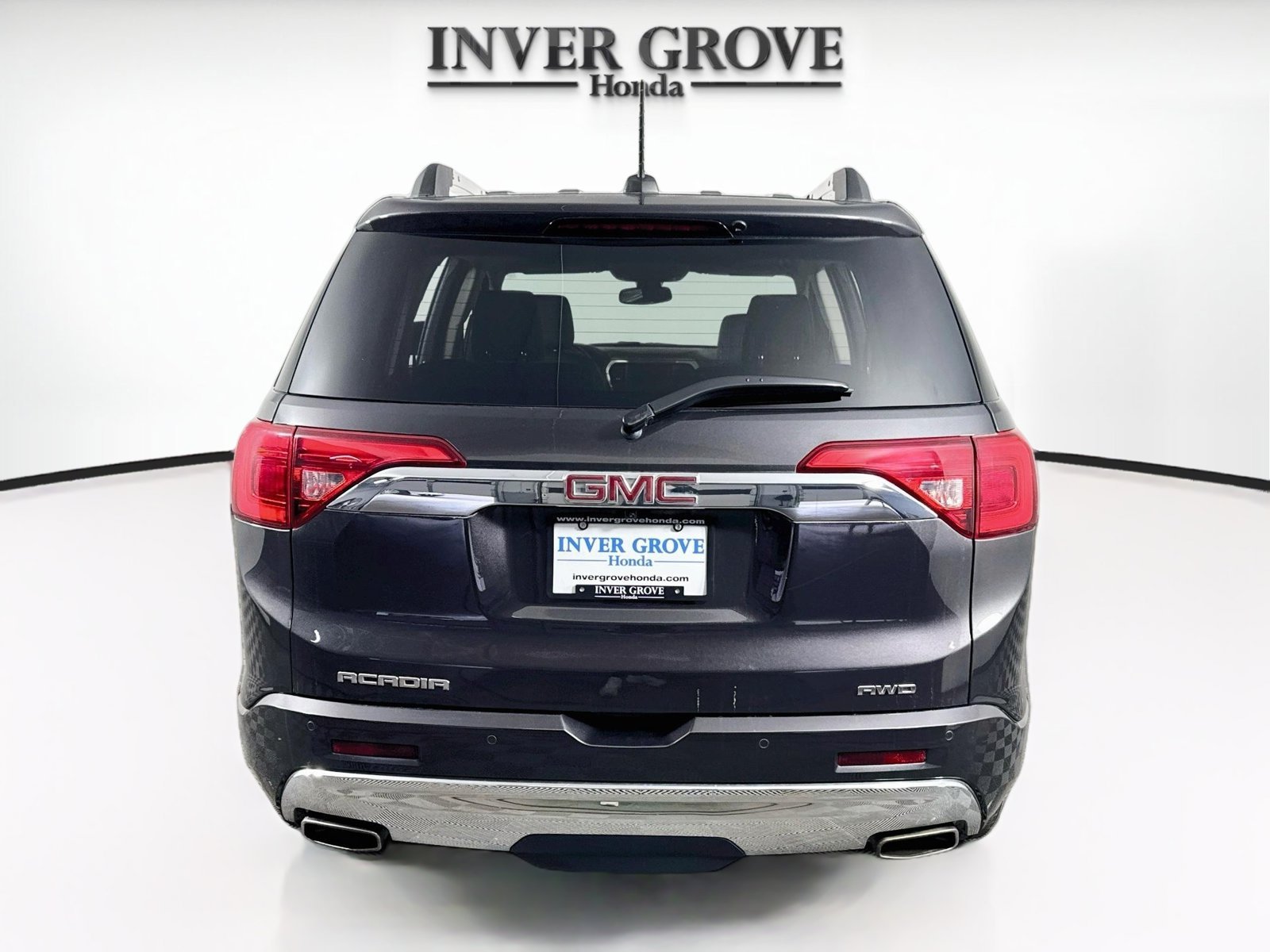 Used 2017 Iridium Metallic GMC Denali image 6
