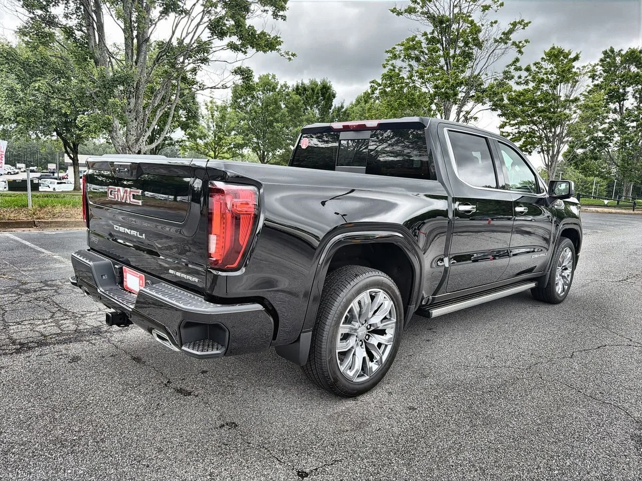 2026 GMC Sierra 1500 Denali - Photo 8