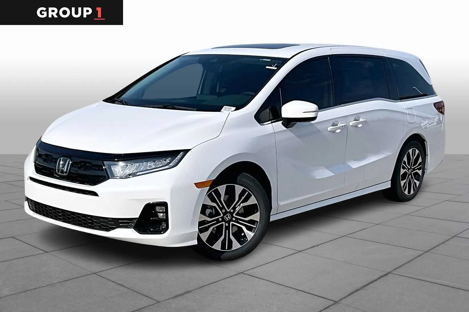 2026 Honda Odyssey Elite's photo
