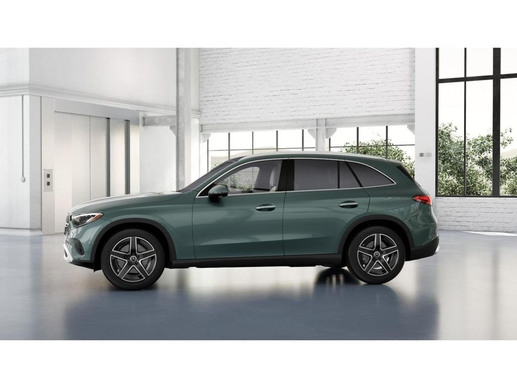 New 2027 Verde Silver Metallic Mercedes-Benz GLC 300 4MATIC® image 35