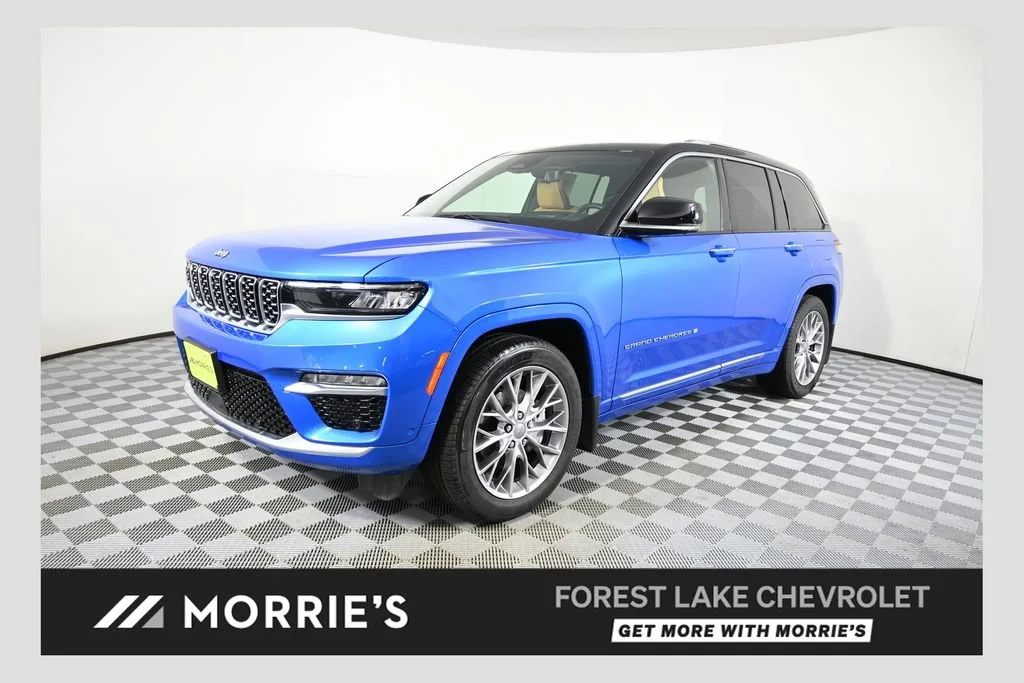 2023 Jeep Grand Cherokee Summit 4x4's photo
