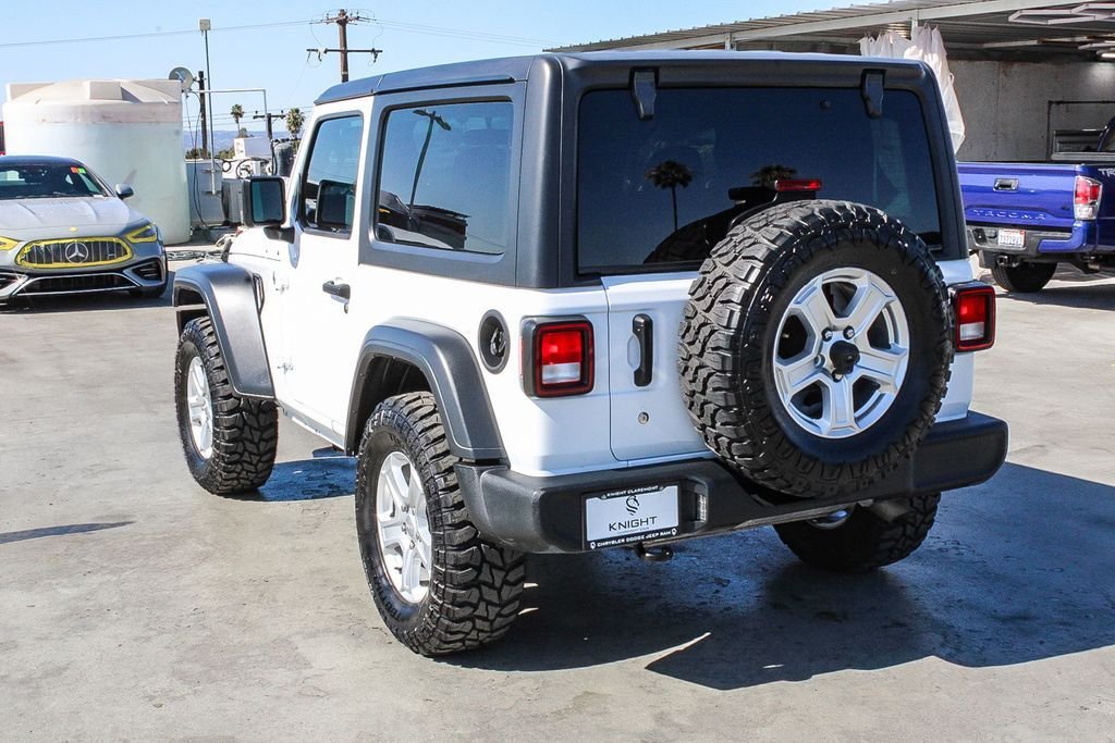 Used 2020 Bright White Clearcoat Jeep Sport S image 7