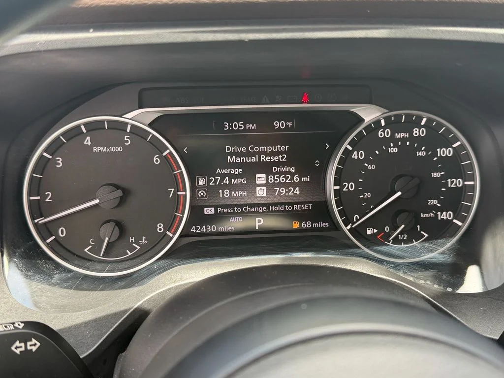 Used 2021 Red Nissan S image 21
