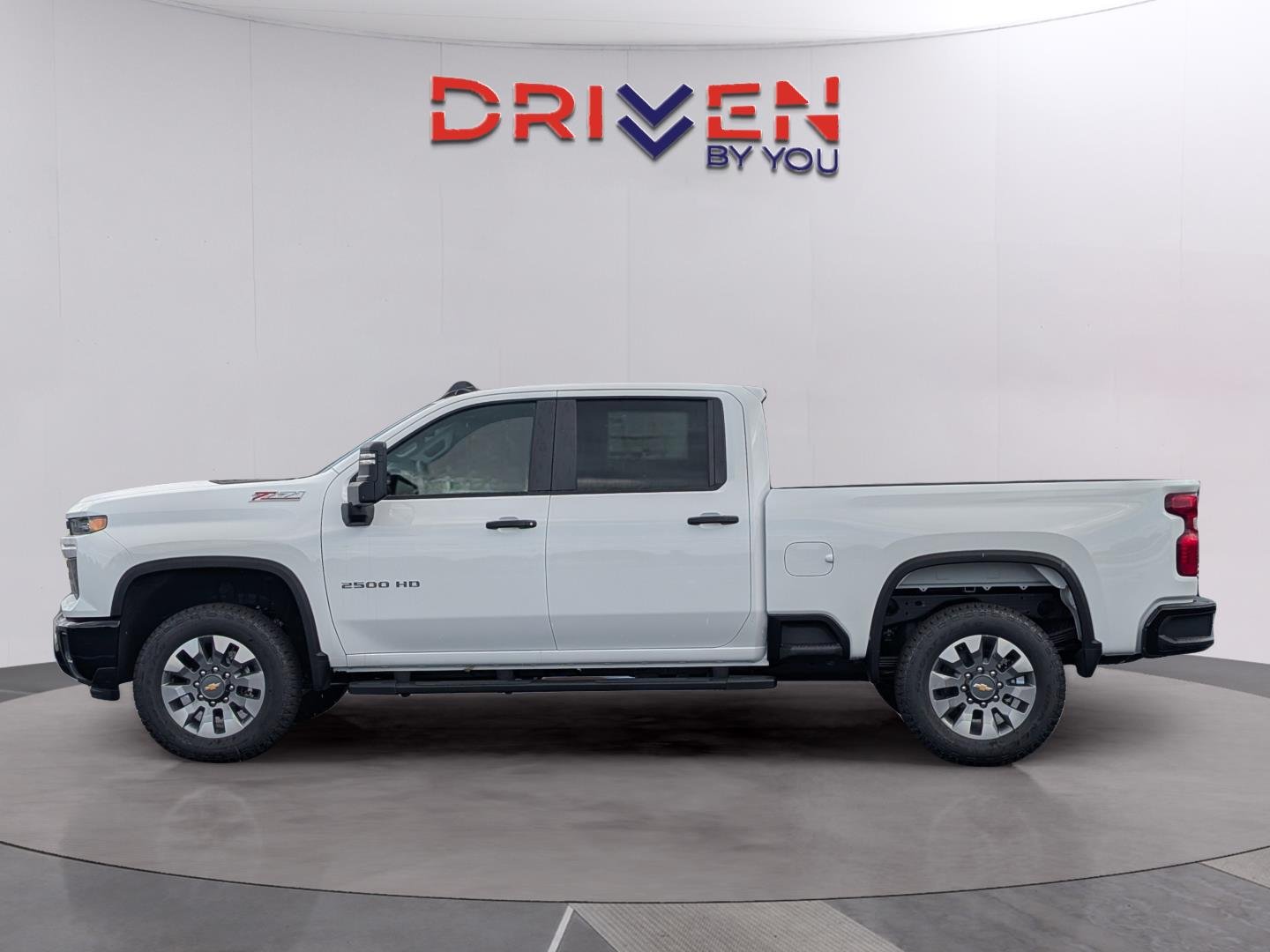 New 2026 Summit White Chevrolet Custom image 2