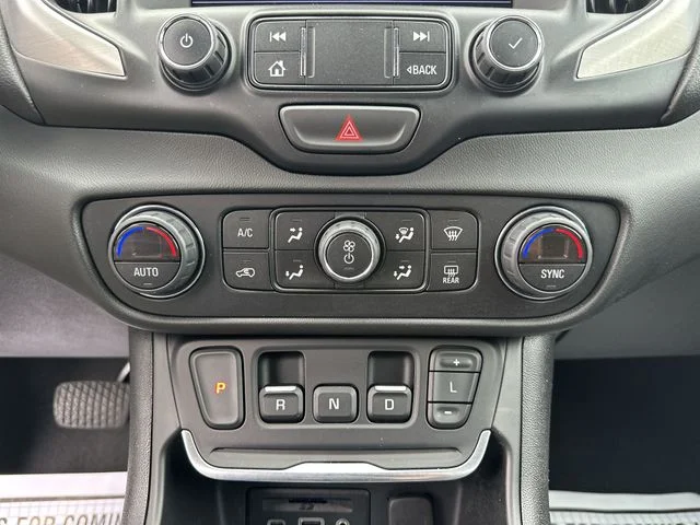 Used 2019 Gray GMC SLT image 18