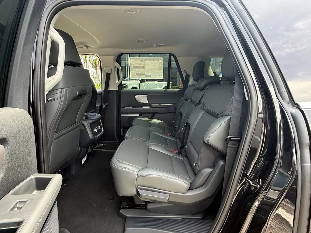 New 2027 Black Ford Active image 9