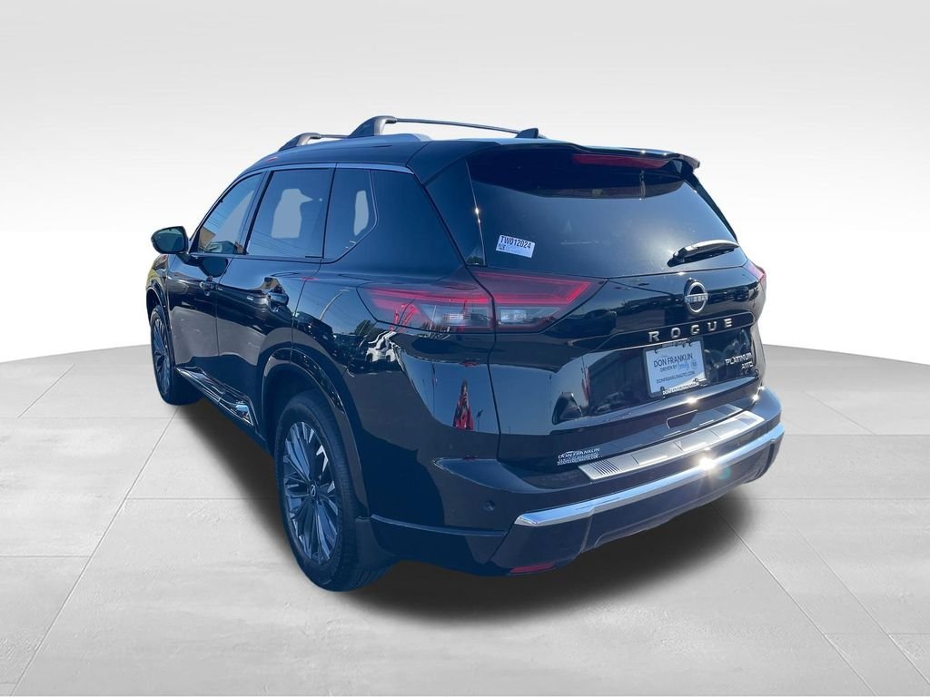 New 2026 Black Nissan Platinum image 3