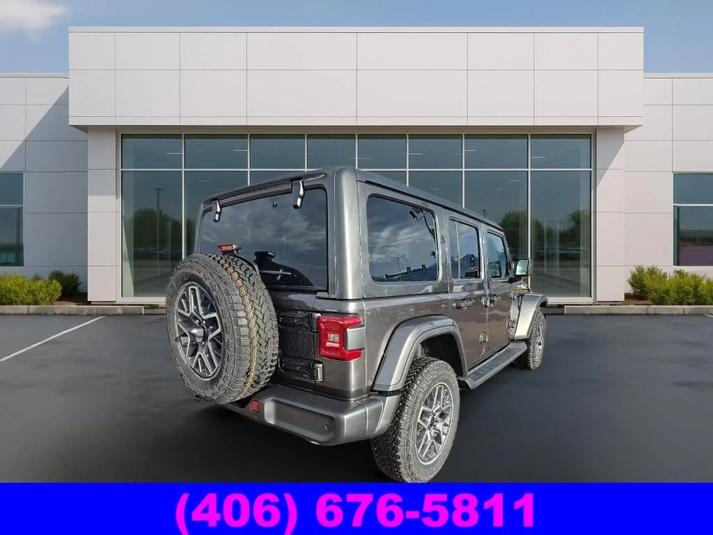 New 2025 Granite Crystal Metallic Clear-Coat Exterior Paint Jeep Sahara image 5