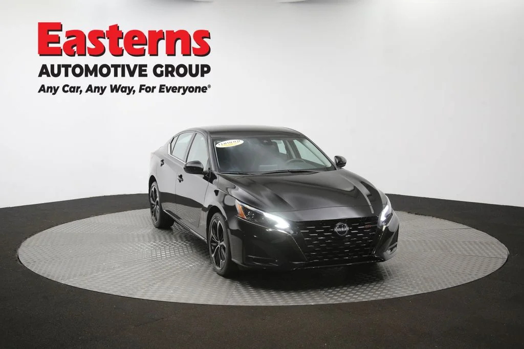 Used 2023 Black Nissan 2.5 SR image 54