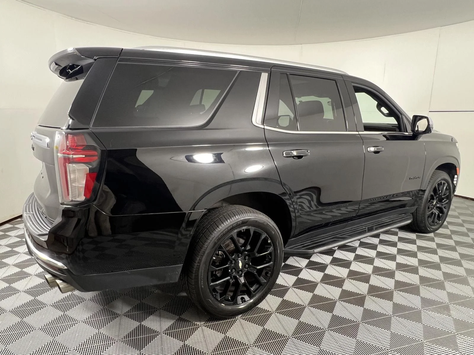 Used 2023 Black Chevrolet Premier image 11