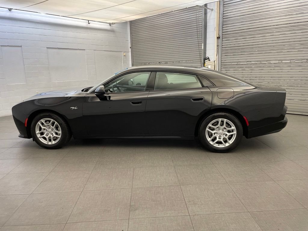 New 2026 Diamond Black Crystal Pearlcoat Dodge R/T image 6