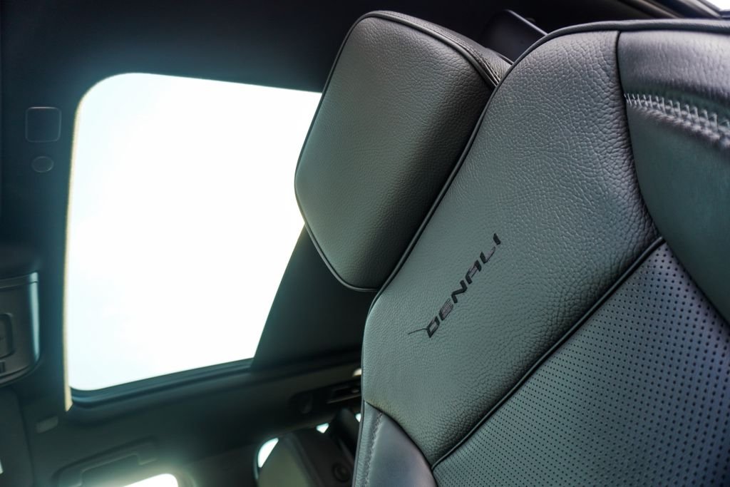 Used 2024 Black GMC Denali image 8