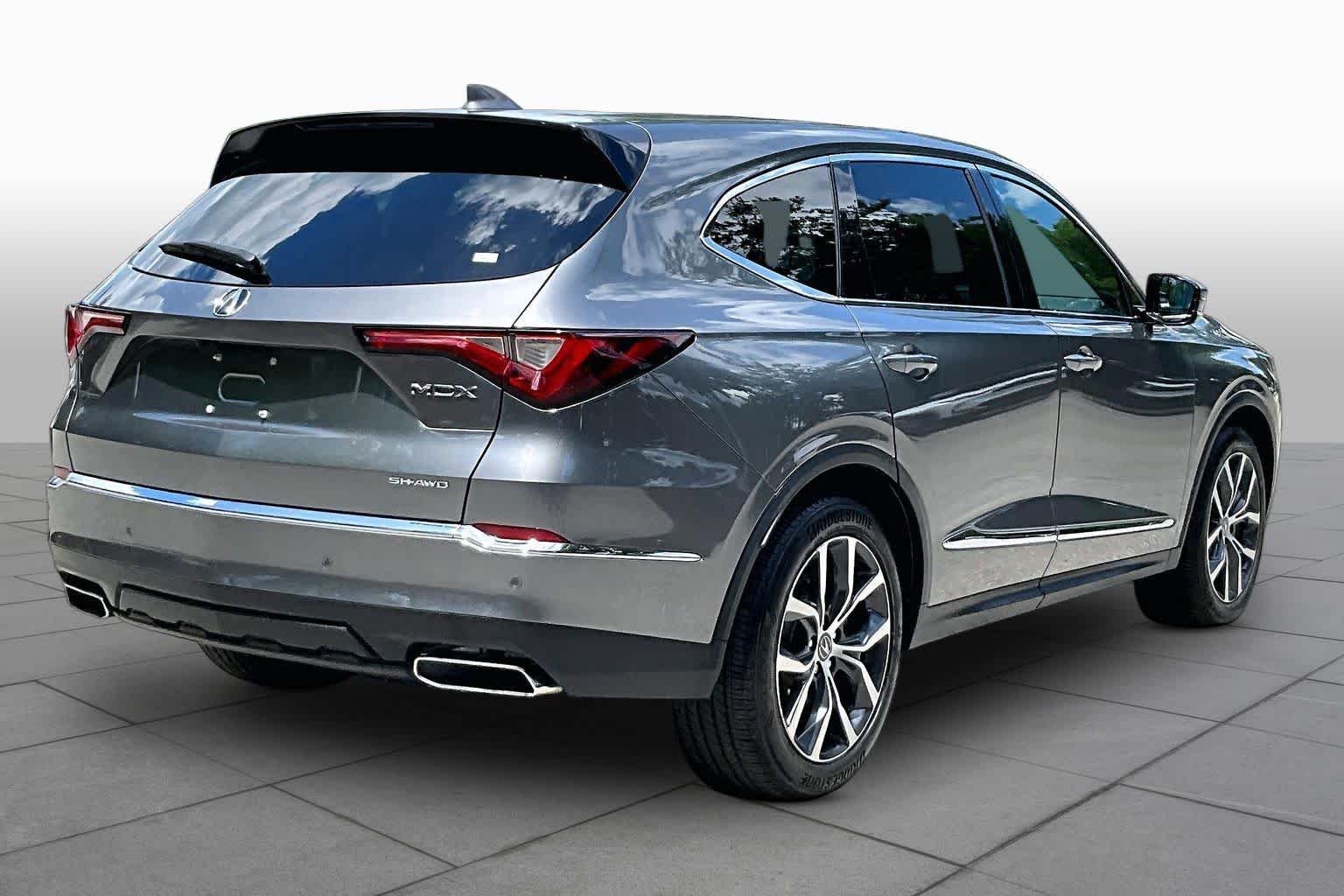 Used 2024 Liquid Carbon Metallic Acura w/Technology Package image 13