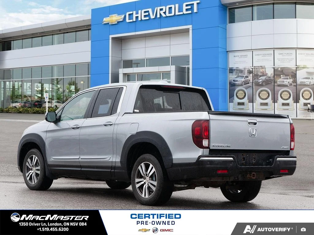 Certified Used 2017  Honda EX-L image 4
