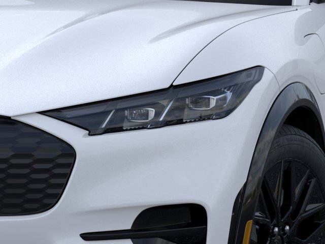 New 2026 Star White Metallic Tri-coat Ford Premium image 40