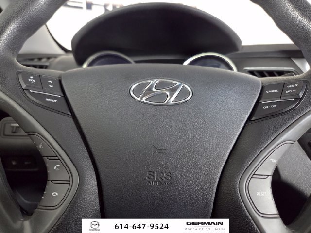 Used 2011 Blue Hyundai GLS image 24