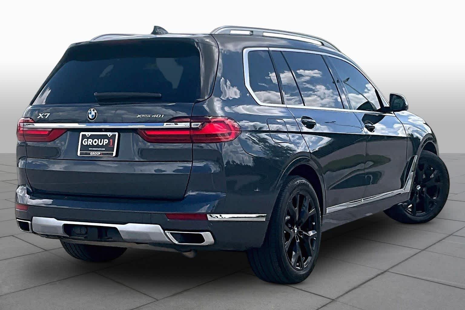 Used 2020 Arctic Gray Metallic BMW xDrive40i image 12