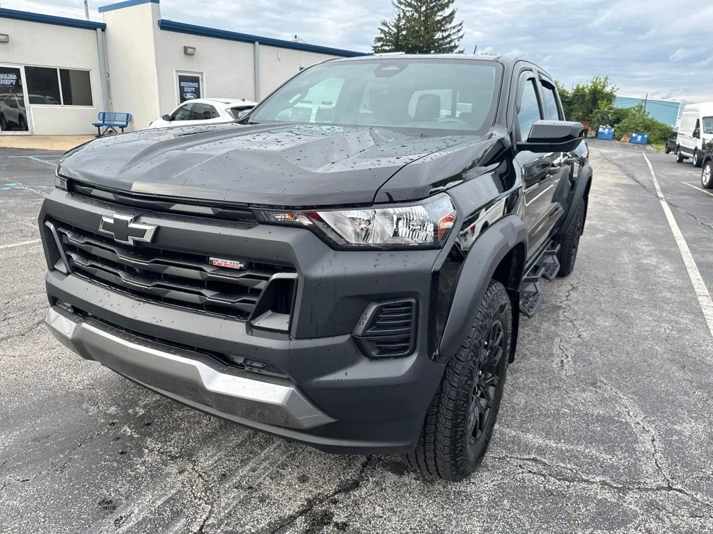 Used 2024 Black Chevrolet Trail Boss image 51