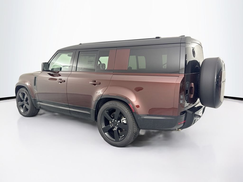 New 2026 Sedona Red Land Rover X-Dynamic SE image 7