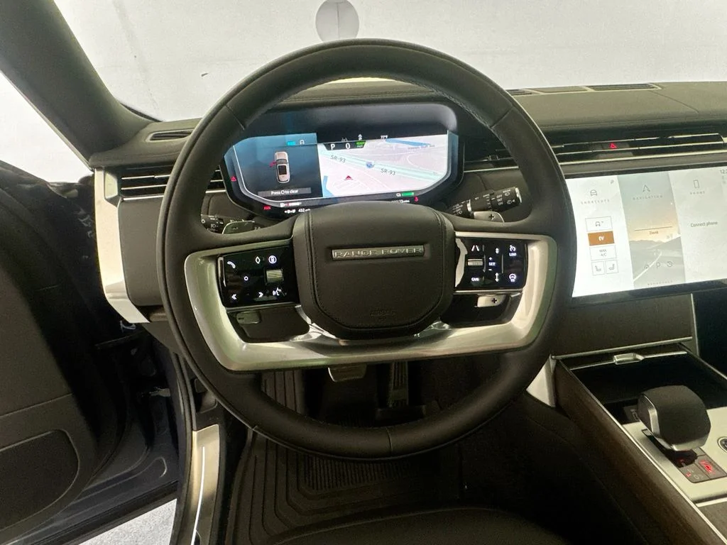 New 2026 Varesine Blue Land Rover SE image 11